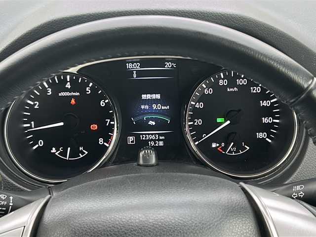 日産 エクストレイル 20X エマージェンシーブレーキ 東京都 2014(平26)年 12.4万km バーニングレッド ・４WD/・純正ナビ（MM113D-W）/・ドラレコ（前後）/・ワンセグTV/・プッシュスタート/・ETC/・バックカメラ/・純正フロアマット/・３列シート/・純正アルミホイール/・保証書/・取説書