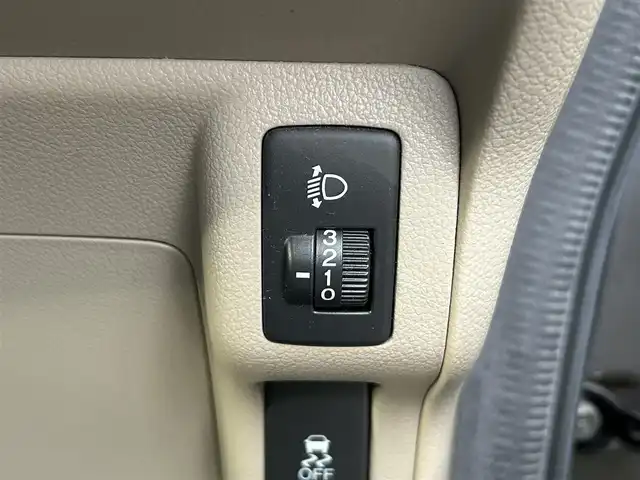 ホンダ Ｎ ＢＯＸ G Lパッケージ 岡山県 2014(平26)年 16.2万km カトラリーシルバーM 登録時走行距離161856/純正メモリナビ(VXM-155C)/AM/FM/Bluetooth/SD/CD/バックカメラ/アイドリングストップ/片側パワースライドドア/純正14インチAW/純正フロアマット/横滑り防止装置/ヘッドライトレベライザー/スマートキー/チップアップシート/プッシュスタート/ETC