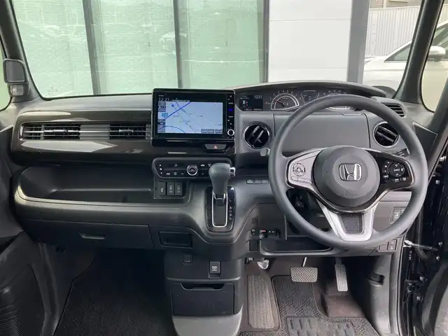 ホンダ Ｎ ＢＯＸ カスタム G L ホンダセンシング 香川県 2020(令2)年 4.6万km クリスタルブラックパール 登録時走行距離：45424km/ディーラー純正8型メモリナビ/　CD DVD BT フルセグTV/バックカメラ/パワースライドドア/衝突被害軽減装置/レーンキープアシスト/レーダークルーズコントロール/クリアランスソナー/LEDヘッドライト/オートライト/フォグランプ/ビルトインETC/ドライブレコーダー/シートヒーター/ステアリングスイッチ/プッシュスタート/スマートキー/スペアキー