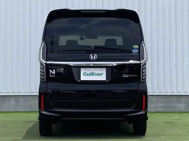 ホンダ Ｎ ＢＯＸ カスタム G L ホンダセンシング 香川県 2020(令2)年 4.6万km クリスタルブラックパール 登録時走行距離：45424km/ディーラー純正8型メモリナビ/　CD DVD BT フルセグTV/バックカメラ/パワースライドドア/衝突被害軽減装置/レーンキープアシスト/レーダークルーズコントロール/クリアランスソナー/LEDヘッドライト/オートライト/フォグランプ/ビルトインETC/ドライブレコーダー/シートヒーター/ステアリングスイッチ/プッシュスタート/スマートキー/スペアキー