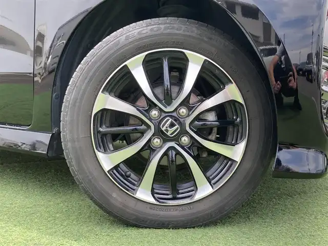 ホンダ Ｎ ＢＯＸ カスタム G L ホンダセンシング 香川県 2020(令2)年 4.6万km クリスタルブラックパール 登録時走行距離：45424km/ディーラー純正8型メモリナビ/　CD DVD BT フルセグTV/バックカメラ/パワースライドドア/衝突被害軽減装置/レーンキープアシスト/レーダークルーズコントロール/クリアランスソナー/LEDヘッドライト/オートライト/フォグランプ/ビルトインETC/ドライブレコーダー/シートヒーター/ステアリングスイッチ/プッシュスタート/スマートキー/スペアキー