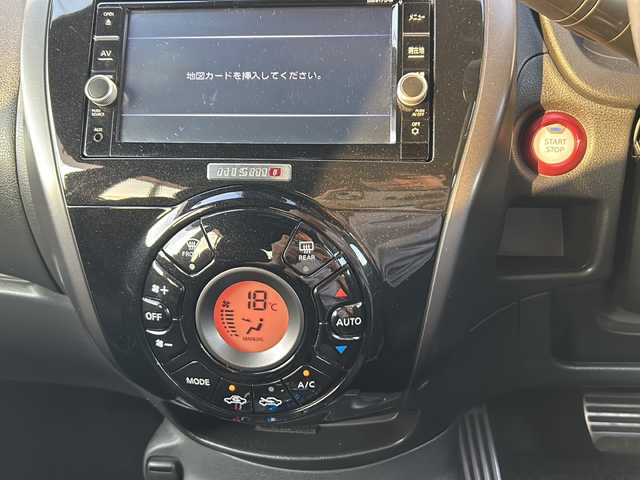 日産 ノート e－パワー ニスモ 静岡県 2017(平29)年 7万km スーパーブラック 【安全装備】/エマージェンシーブレーキ/横滑り防止機能/レーダークルーズコントロール/レーンキープアシスト/先行車発進お知らせ/オートライト/【主要装備】/ニスモ専用エアロ＆１６インチアルミホイール　/純正ナビ　/アラウンドビューモニター　/ステアリングスイッチ　/デジタルインナーミラー　/プッシュスタート/スマートキー/スペアキー有り/LEDヘッドライト/ドライブレコーダー/ETC