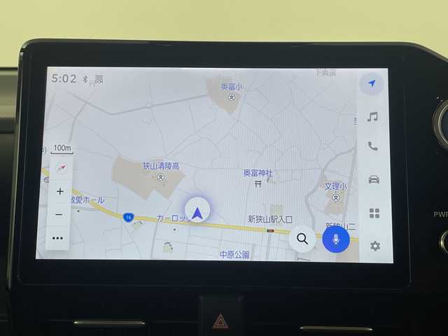 トヨタ ノア ハイブリッド Z 埼玉県 2022(令4)年 1.7万km ホワイトパールクリスタルシャイン 純正ナビ機能付ディスプレイオーディオ/(Bluetooth/HDMI/CD/DVD/USB/AM/FM)/地デジフルセグ/バックカメラ/ETC2.0/アダプティブクルーズコントロール/オートマチックハイビーム/車線逸脱警報/衝突軽減ブレーキ/クリアランスソナー/リヤシートリマインダー/オットマン/前席・2列目シートヒーター/AC100V/電子パーキングシステム/ブレーキホールド/ドライブモードセレクト/プッシュスタート/ステアリングリモコン/ウィンカー・電動格納ミラー/ロールサンシェード/フロントフォグランプ/純正フロアマット/純正ドアバイザー/純正16インチアルミホイール