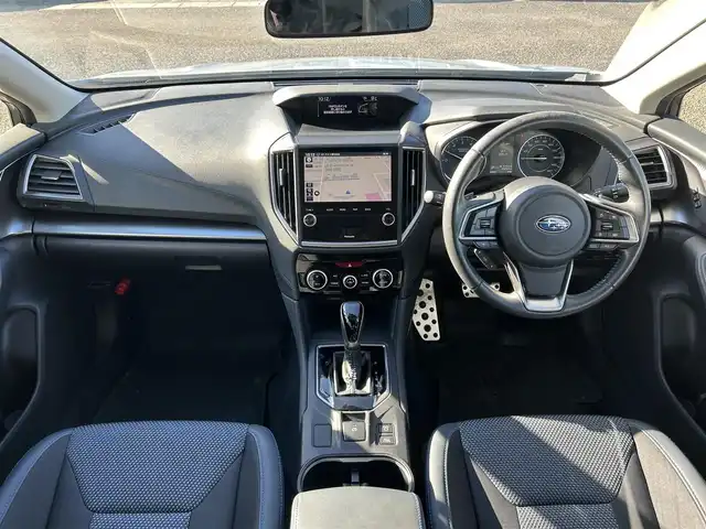 スバル ＸＶ ハイブリッド アドバンス 熊本県 2021(令3)年 4万km クールグレーカーキ 純正ナビ/・AM/FM/CD/DVD/BD/SD/USB/BT/・AppleCarPlay/AndroidAuto/・フルセグTV/バックカメラ/・サイド/フロント/アイサイト/・先行車発進お知らせ機能/・プリクラッシュブレーキアシスト/・車線逸脱警報機能/・全車速追従機能付きクルーズコントロール/・ツーリングアシスト/・後退時ブレーキアシスト/・ステアリング連動ヘッドランプ/・スバルリヤビークルディテクション/コーナーセンサー（後方）/革巻きステアリング/・ステアリングリモコン/・パドルシフト/オートライト/・LEDライト/・フォグランプ/ハーフレザーシート/・D/N席パワーシート/・D席シートメモリー/純正ドライブレコーダー（前方）/電動格納ミラー/・ウィンカーミラー/電動サイドブレーキ/・オートビーグルホールド/ETC/トノカバー/純正アルミホイール/純正フロアマット/スマートキー/・スペアキー