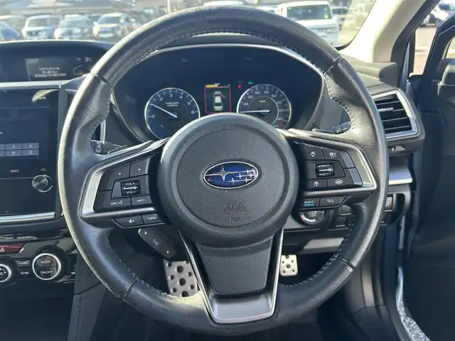 スバル ＸＶ ハイブリッド アドバンス 熊本県 2021(令3)年 4万km クールグレーカーキ 純正ナビ/・AM/FM/CD/DVD/BD/SD/USB/BT/・AppleCarPlay/AndroidAuto/・フルセグTV/バックカメラ/・サイド/フロント/アイサイト/・先行車発進お知らせ機能/・プリクラッシュブレーキアシスト/・車線逸脱警報機能/・全車速追従機能付きクルーズコントロール/・ツーリングアシスト/・後退時ブレーキアシスト/・ステアリング連動ヘッドランプ/・スバルリヤビークルディテクション/コーナーセンサー（後方）/革巻きステアリング/・ステアリングリモコン/・パドルシフト/オートライト/・LEDライト/・フォグランプ/ハーフレザーシート/・D/N席パワーシート/・D席シートメモリー/純正ドライブレコーダー（前方）/電動格納ミラー/・ウィンカーミラー/電動サイドブレーキ/・オートビーグルホールド/ETC/トノカバー/純正アルミホイール/純正フロアマット/スマートキー/・スペアキー