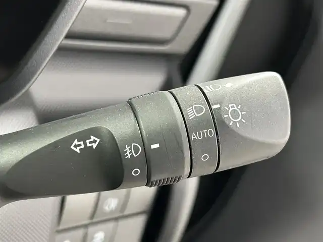 トヨタ ライズ Z 大阪府 2020(令2)年 2.9万km シャイニングホワイトパール モデリスタエアロ 純正ディスプレイオーディオTV バックカメラ ETC 衝突軽減 レーダークルコン シートヒーター レーンアシスト オートハイビーム 前後ドラレコ スマートキー LEDヘッドライト