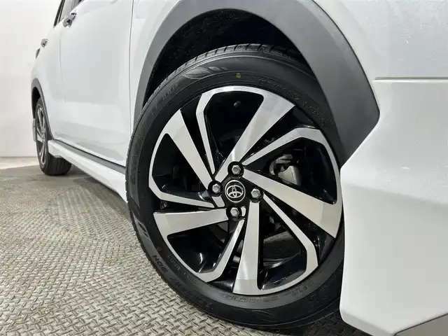 トヨタ ライズ Z 大阪府 2020(令2)年 2.9万km シャイニングホワイトパール モデリスタエアロ 純正ディスプレイオーディオTV バックカメラ ETC 衝突軽減 レーダークルコン シートヒーター レーンアシスト オートハイビーム 前後ドラレコ スマートキー LEDヘッドライト