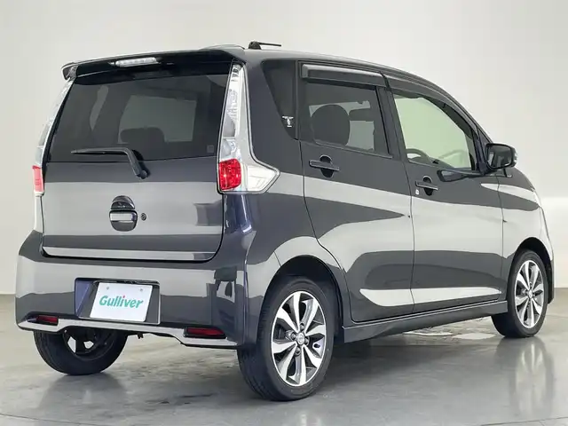 日産 デイズ ハイウェイスターG 愛知県 2013(平25)年 7.9万km プレミアムパープルP 純正ナビ　フルセグＴＶ　Ｂｌｕｅｔｏｏｔｈ　ＵＳＢ　全方位カメラ　オートライト　プッシュスタート　電格ミラー　ＥＴＣ　純正１５インチＡＷ　オートエアコン　純正フロアマット　ドアバイザー　フォグ　禁煙車