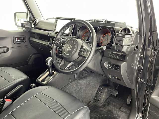 スズキ ジムニー XC 宮崎県 2020(令2)年 3.5万km ブルーイッシュブラックパール3 SUZUKI Safety Support/〇デュアルセンサーブレーキサポート/〇誤発進抑制機能/〇車線逸脱警報機能/〇ふらつき警報機能/〇標識認識機能/〇ハイビームアシスト/〇先行車発進お知らせ機能/純正8インチSDナビ/フルセグTV/CD/DVD/Bluetooth/バックカメラ/クルーズコントロール/レザー調シートカバー/シートヒーター/LEDヘッドライト/純正16インチAW/純正ゴムマット/ビルトインETC