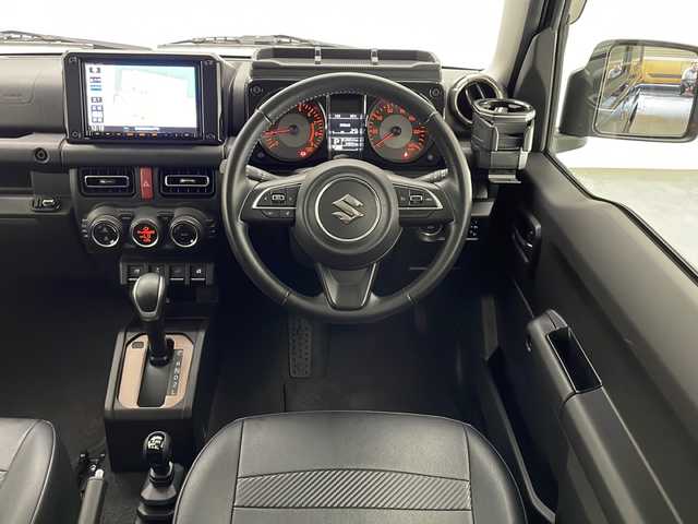 スズキ ジムニー XC 宮崎県 2020(令2)年 3.5万km ブルーイッシュブラックパール3 SUZUKI Safety Support/〇デュアルセンサーブレーキサポート/〇誤発進抑制機能/〇車線逸脱警報機能/〇ふらつき警報機能/〇標識認識機能/〇ハイビームアシスト/〇先行車発進お知らせ機能/純正8インチSDナビ/フルセグTV/CD/DVD/Bluetooth/バックカメラ/クルーズコントロール/レザー調シートカバー/シートヒーター/LEDヘッドライト/純正16インチAW/純正ゴムマット/ビルトインETC