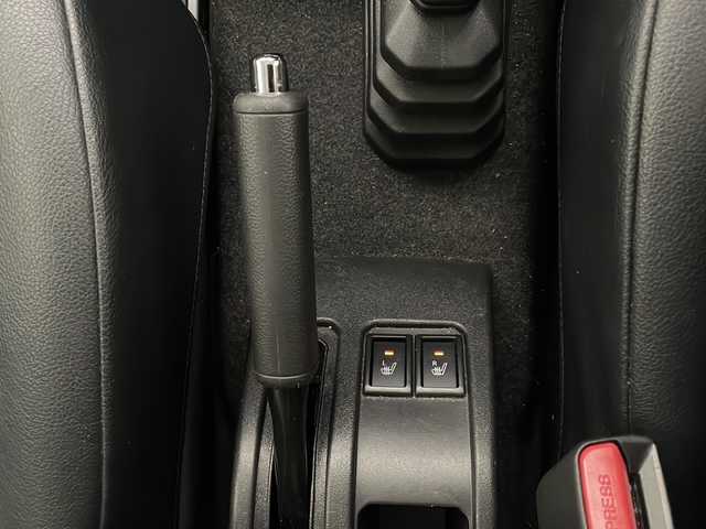 スズキ ジムニー XC 宮崎県 2020(令2)年 3.5万km ブルーイッシュブラックパール3 SUZUKI Safety Support/〇デュアルセンサーブレーキサポート/〇誤発進抑制機能/〇車線逸脱警報機能/〇ふらつき警報機能/〇標識認識機能/〇ハイビームアシスト/〇先行車発進お知らせ機能/純正8インチSDナビ/フルセグTV/CD/DVD/Bluetooth/バックカメラ/クルーズコントロール/レザー調シートカバー/シートヒーター/LEDヘッドライト/純正16インチAW/純正ゴムマット/ビルトインETC
