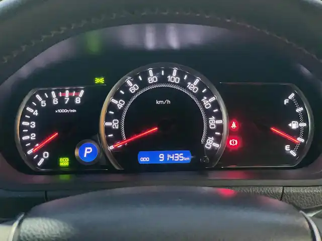 トヨタ ヴォクシー ZS 煌 沖縄県 2016(平28)年 9.2万km ブラッキッシュアゲハガラスフレーク フロントTRDエアロ/モデリスタ18インチアルミホイール/純正SDナビ（NSZT-Y64T）/（CD/DVD/SD/BT/フルセグTV）/バックカメラ/純正11型フリップダウンモニター/両側パワースライドドア/衝突被害軽減ブレーキ/レーンキープアシスト/革調シートカバー/ETC/LED/オートハイビーム/新車時保証書/取扱説明書/スペアキー