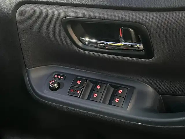 トヨタ ヴォクシー ZS 煌 沖縄県 2016(平28)年 9.2万km ブラッキッシュアゲハガラスフレーク フロントTRDエアロ/モデリスタ18インチアルミホイール/純正SDナビ（NSZT-Y64T）/（CD/DVD/SD/BT/フルセグTV）/バックカメラ/純正11型フリップダウンモニター/両側パワースライドドア/衝突被害軽減ブレーキ/レーンキープアシスト/革調シートカバー/ETC/LED/オートハイビーム/新車時保証書/取扱説明書/スペアキー