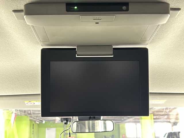 トヨタ ヴォクシー ZS 煌 沖縄県 2016(平28)年 9.2万km ブラッキッシュアゲハガラスフレーク 禁煙車/県外仕入れ/純正９インチナビ/【CD/DVD/フルセグTV/BT】/バックカメラ/１１インチ後席フリップダウンモニター/ETC/両側パワースライドドア/TRDフロントエアロ/トヨタセーフティセンス/→プリクラッシュセーフティ/→レーンディパーチャーアラート/→オートマチックハイビーム/USBポート/革調シートカバー/純正ヘッドライト/１８インチモデリスタアルミ/スマートキー