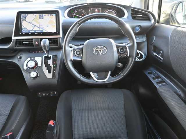 トヨタ シエンタ ハイブリッド ファンベースG セーフティED 千葉県 2020(令2)年 3.3万km ホワイトパールクリスタルシャイン Toyota Safety Sense/・プリクラッシュセーフティ/・レーンディパーチャーアラート/・オートハイビーム/クルーズコントロール/両側パワースライドドア/純正SDナビ/地デジTV/【DVD/CD再生機能　Bluetooth接続】/パノラミックビューモニター/ドライブレコーダー（前後撮影）【CSD-790FHG】/革巻きステアリング/ステアリングヒーター/ステアリングスイッチ/ETC（2.0）/LEDヘッドライト/フォグライト/ウインカーミラー/クリアランスソナー/純正15インチアルミホイル/スマートキー