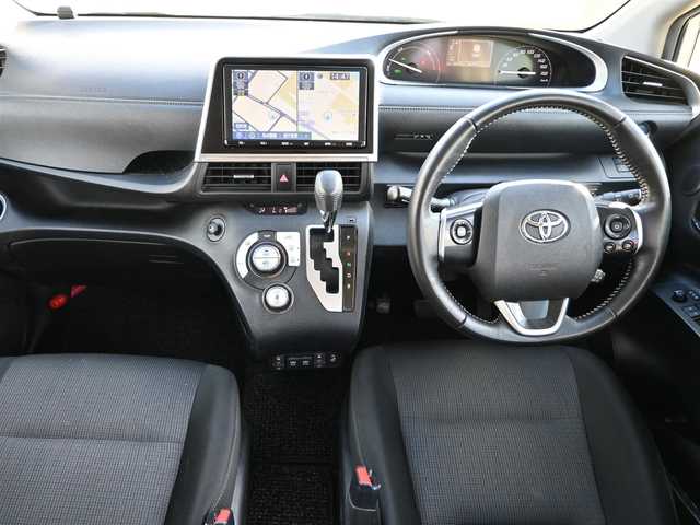 トヨタ シエンタ ハイブリッド ファンベースG セーフティED 千葉県 2020(令2)年 3.3万km ホワイトパールクリスタルシャイン Toyota Safety Sense/・プリクラッシュセーフティ/・レーンディパーチャーアラート/・オートハイビーム/クルーズコントロール/両側パワースライドドア/純正SDナビ/地デジTV/【DVD/CD再生機能　Bluetooth接続】/パノラミックビューモニター/ドライブレコーダー（前後撮影）【CSD-790FHG】/革巻きステアリング/ステアリングヒーター/ステアリングスイッチ/ETC（2.0）/LEDヘッドライト/フォグライト/ウインカーミラー/クリアランスソナー/純正15インチアルミホイル/スマートキー