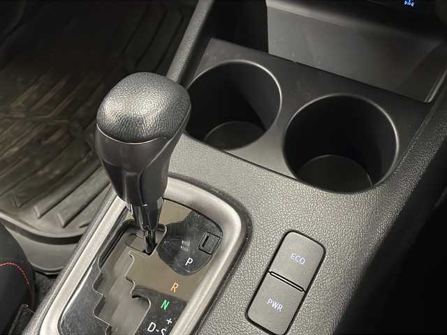 トヨタ ハイラックス Z GRスポーツ 道央・札幌 2023(令5)年 2.4万km アティチュードブラックマイカ ・ワンオーナー/・4WD/・寒冷地仕様/・純正ディスプレイオーディオ/・ナビ/BT/Miracast/・パノラミックビューモニター/・純正エンジンスターター/・プリクラッシュセーフティ/・レーダークルーズコントロール/・レーンディパーチャーアラート/・ロードサインアシスト/・パーキングセンサー/・トノカバー/・パドルシフト/・ワイパーデアイサー/・パワーヒーター/・アイドリングストップ/・横滑り防止/・ハーフレザーシート/・運転席パワーシート/・LEDヘッドライト/・LEDフォグ/・リヤフォグ/・ETC/・プッシュスタート/・スマートキー/・ドアバイザー/・電格ミラー/・ミラーヒーター