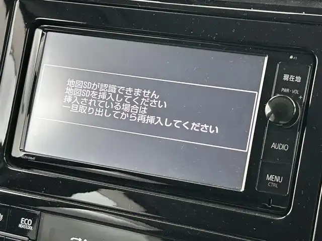 トヨタ プリウス A ツーリングセレクション 福岡県 2016(平28)年 2.1万km シルバーM 純正ナビ（ＢＴ，フルセグＴＶ）　/バックカメラ　/ビルトインＥＴＣ　/前方ドラレコ　/ＡＣＣ　/コーナーセンサー　/衝突被害軽減ブレーキ　/レーンキープ　/ＰＫＳＢ　/ＢＳＭ　/ＨＵＤ　/パーキングアシスト　/シートヒーター