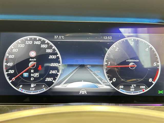 メルセデス・ベンツ Ｅ２２０ｄ SW AVG スポーツ 本革 福岡県 2017(平29)年 4.7万km ダイヤモンドホワイト エアバランスＰＫＧ　/レーダーセーフティーＰＫＧ　/３６０°カメラ　/Ｂｕｒｍｅｓｔｅｒサウンドシステム　/黒革　/ナビ／フルセグ　/ＡＣＣ　/ＢＳＭ　/アンビエントライト　/フットトランクオープナー　/純正１９ＡＷ