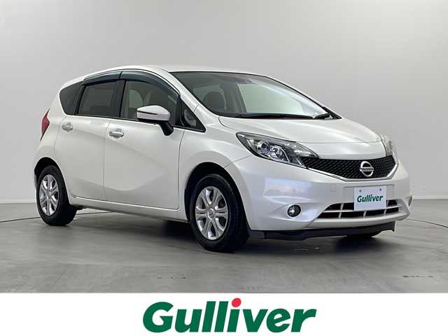 日産 ノート X DIG－S Bナチュール  インテリア 栃木県 2016(平28)年 7万km ブリリアントホワイトパール 純正オーディオ/AM/FM/CD/AUX/エマージェンシーブレーキ/ハーフレザーシート/アイドリングストップ/LEDヘッドライト/スマートキー×2/ETC/取扱説明書/純正フロアマット/横滑り防止/プッシュスタート/電動格納ミラー/レーンキープアシスト