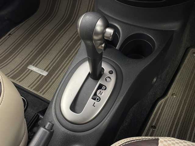 日産 ノート X DIG－S Bナチュール  インテリア 栃木県 2016(平28)年 7万km ブリリアントホワイトパール 純正オーディオ/AM/FM/CD/AUX/エマージェンシーブレーキ/ハーフレザーシート/アイドリングストップ/LEDヘッドライト/スマートキー×2/ETC/取扱説明書/純正フロアマット/横滑り防止/プッシュスタート/電動格納ミラー/レーンキープアシスト