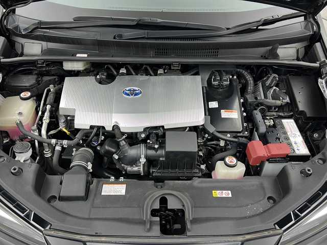 トヨタ プリウス Sツーリングセレクション 三重県 2019(令1)年 5.2万km アティチュードブラックマイカ 純正7型ナビ（NSZT-W68T）/・CD・DVD・USB・AM・FM・SD/フルセグTV/バックカメラ/モデリスタエアロ（F）/トヨタセーフティセンス/・クリアランスソナー/・レーンディパーチャーアラート/・レーダークルーズコントロール/・オートマチックハイビーム/・プリクラッシュセーフティ/・パーキングサポートブレーキ/前席シートヒーター/ステアリングスイッチ/純正フロアマット/純正17インチアルミホイール/LEDヘッドライト/フォグライト/スマートキー/スペアキー