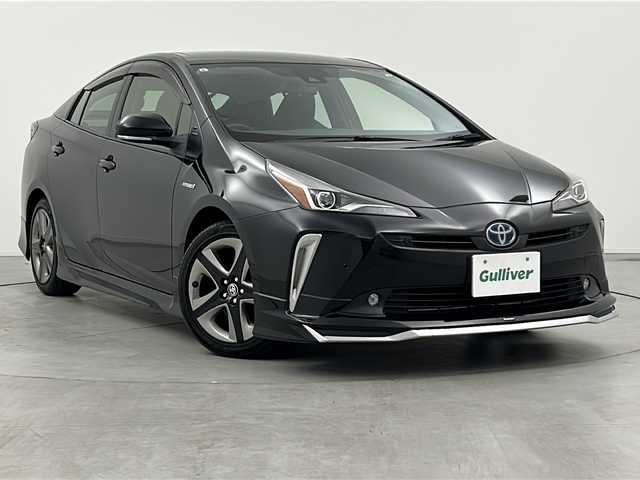 トヨタ プリウス Sツーリングセレクション 三重県 2019(令1)年 5.2万km アティチュードブラックマイカ 純正7型ナビ（NSZT-W68T）/・CD・DVD・USB・AM・FM・SD/フルセグTV/バックカメラ/モデリスタエアロ（F）/トヨタセーフティセンス/・クリアランスソナー/・レーンディパーチャーアラート/・レーダークルーズコントロール/・オートマチックハイビーム/・プリクラッシュセーフティ/・パーキングサポートブレーキ/前席シートヒーター/ステアリングスイッチ/純正フロアマット/純正17インチアルミホイール/LEDヘッドライト/フォグライト/スマートキー/スペアキー