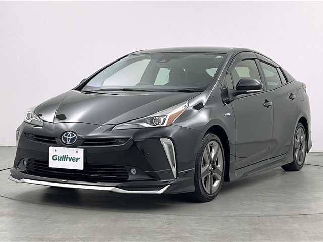 トヨタ プリウス Sツーリングセレクション 三重県 2019(令1)年 5.2万km アティチュードブラックマイカ 純正7型ナビ（NSZT-W68T）/・CD・DVD・USB・AM・FM・SD/フルセグTV/バックカメラ/モデリスタエアロ（F）/トヨタセーフティセンス/・クリアランスソナー/・レーンディパーチャーアラート/・レーダークルーズコントロール/・オートマチックハイビーム/・プリクラッシュセーフティ/・パーキングサポートブレーキ/前席シートヒーター/ステアリングスイッチ/純正フロアマット/純正17インチアルミホイール/LEDヘッドライト/フォグライト/スマートキー/スペアキー