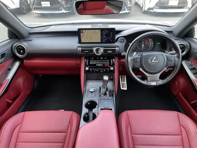 レクサス ＩＳ 300h Fスポーツ 東京都 2021(令3)年 3.1万km ホワイトノーヴァガラスフレーク ムーンルーフ/純正ナビ/パノラミックビュー/プリクラッシュセーフティ/レーントレーシング/ブラインドスポット/レーダークルーズ/シートヒーター/パワーシート/ETC/スマートキー