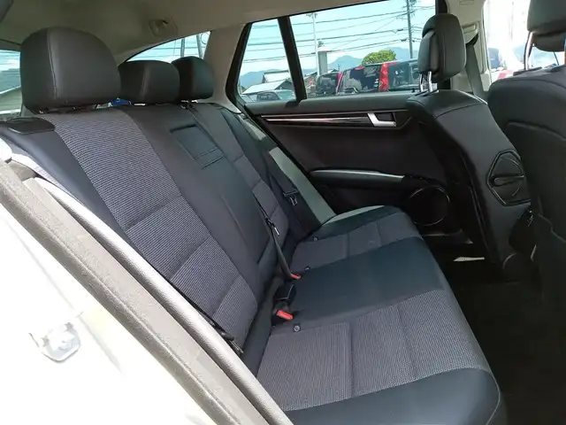 メルセデス・ベンツ Ｃ２００ ブルーエフィシェンシーW AVG 福井県 2011(平23)年 8.6万km ベージュⅡ 純正HDDナビ/・（フルセグTV/Bluetooth/HDD）/バックカメラ/ETC/ステアリングスイッチ/前席パワーシート/ハーフレザーシート/冬タイヤ積込/グリル積込/WESTERホイール/純正フロアマット