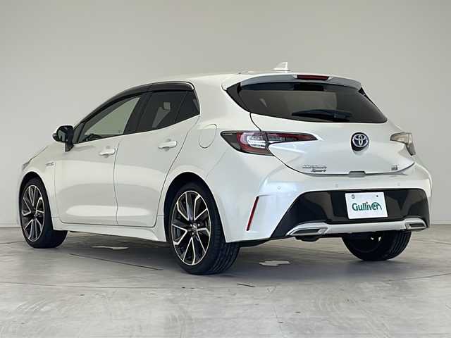 トヨタ カローラ スポーツ ハイブリッドG Z 愛知県 2018(平30)年 2.3万km ホワイトパールクリスタルシャイン 衝突軽減システム/SDナビ/レーダークルーズコントロール/フルセグ/CD/Bluetooth/バックカメラ/コーナーセンサー/LEDヘッドライト/純正アルミホイール/オートライト/ETC/ステアリングスイッチ/スマートキー/プッシュスタート