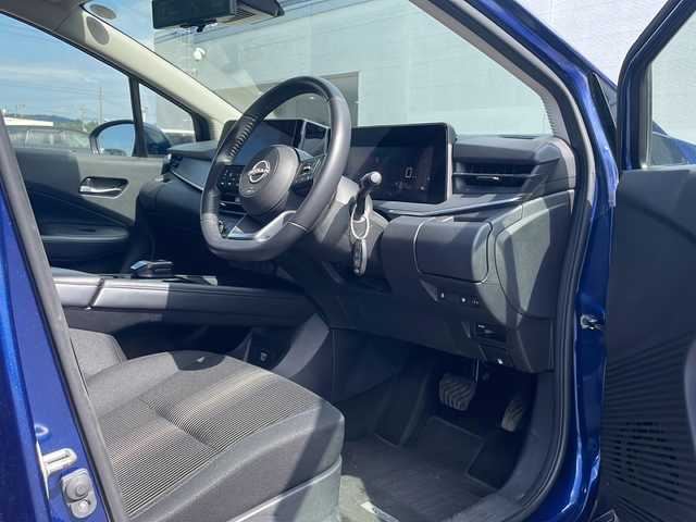 日産 ノート X FOUR 秋田県 2022(令4)年 9.3万km オーロラフレアブルーパール 純正ナビ/純正Bluetooth/フルセグ/全方位カメラ/ETC2.0/４WD/前後コーナーセンサー/前席シートヒーター/ステアリングヒーター