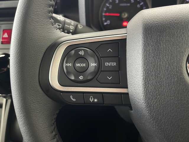 ダイハツ タフト G クロムベンチャー 秋田県 2024(令6)年 0.1千km フォレストカーキメタリック 4WD/スマートアシスト　/ガラスルーフ　/レーンキープアシスト　/クリアランスソナー　/横滑り防止装置　/アイドリングストップ　/前席シートヒーター　/プッシュスタート　/スペアキー　/ＬＥＤヘッドライト　/オートライト/オートマチックハイビーム/純正アルミホイール