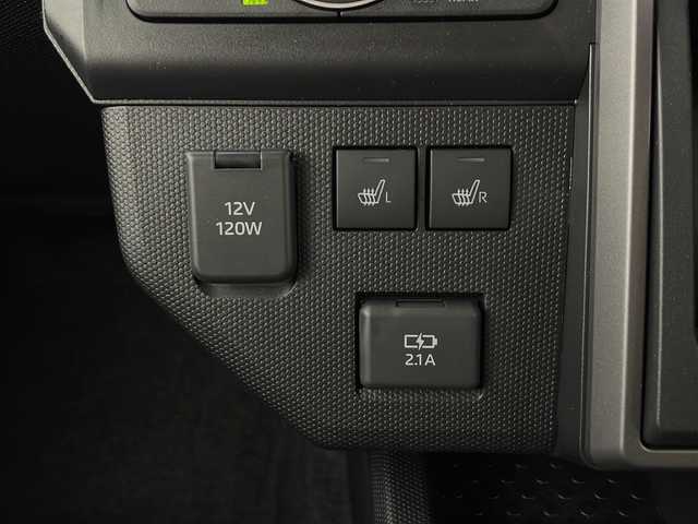 ダイハツ タフト G クロムベンチャー 秋田県 2024(令6)年 0.1千km フォレストカーキメタリック 4WD/スマートアシスト　/ガラスルーフ　/レーンキープアシスト　/クリアランスソナー　/横滑り防止装置　/アイドリングストップ　/前席シートヒーター　/プッシュスタート　/スペアキー　/ＬＥＤヘッドライト　/オートライト/オートマチックハイビーム/純正アルミホイール