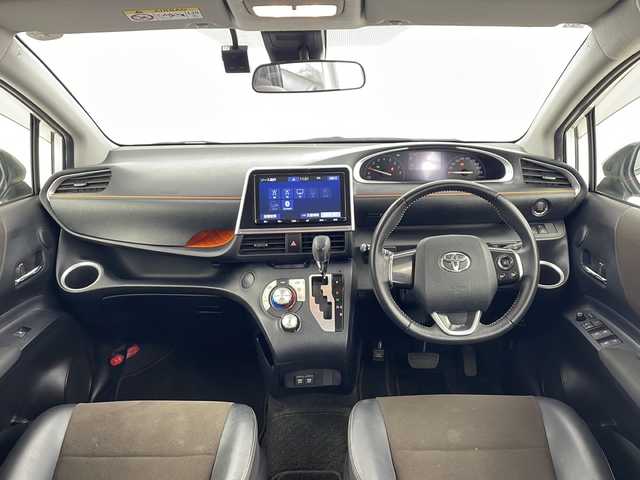 トヨタ シエンタ G クエロ 愛知県 2019(令1)年 4.2万km ホワイトパールクリスタルシャイン /禁煙車//純正ナビ【NSZT-Y68T】//バックカメラ//フルセグTV・Bluetooth・CD//ETC・ドライブレコーダー//純正15インチアルミホイール//MODELLISTAエアロ(純正)//両側パワースライドドア//合皮×ファブリックシート//トヨタセーフティセンス//プリクラッシュセーフティ//レーンディパーチャーアラート//オートマチックハイビーム//先行車発進告知//ドライブスタートコントロール//インテリジェントクリアランスソナー//パーキングサポートブレーキ//ヒルスタートアシスト//横滑り防止//アイドリングストップ//LEDヘッドライト//オートライト//フロントフォグランプ//オート電動格納ミラーウィンカー//本革巻ステアリングホイール//純正フロアマット//プッシュスタート//スペアキー1本(スマートキー)//保証書/取扱説明書//ナビ説明書