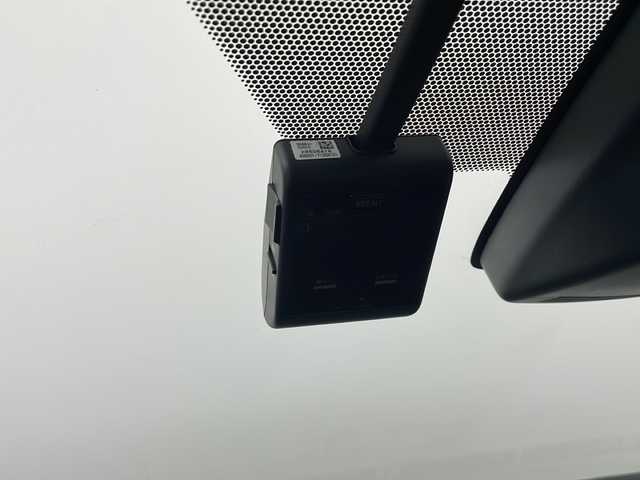 トヨタ シエンタ G クエロ 愛知県 2019(令1)年 4.2万km ホワイトパールクリスタルシャイン /禁煙車//純正ナビ【NSZT-Y68T】//バックカメラ//フルセグTV・Bluetooth・CD//ETC・ドライブレコーダー//純正15インチアルミホイール//MODELLISTAエアロ(純正)//両側パワースライドドア//合皮×ファブリックシート//トヨタセーフティセンス//プリクラッシュセーフティ//レーンディパーチャーアラート//オートマチックハイビーム//先行車発進告知//ドライブスタートコントロール//インテリジェントクリアランスソナー//パーキングサポートブレーキ//ヒルスタートアシスト//横滑り防止//アイドリングストップ//LEDヘッドライト//オートライト//フロントフォグランプ//オート電動格納ミラーウィンカー//本革巻ステアリングホイール//純正フロアマット//プッシュスタート//スペアキー1本(スマートキー)//保証書/取扱説明書//ナビ説明書