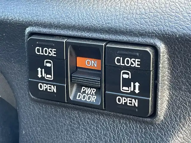 トヨタ シエンタ G クエロ 愛知県 2019(令1)年 4.2万km ホワイトパールクリスタルシャイン /禁煙車//純正ナビ【NSZT-Y68T】//バックカメラ//フルセグTV・Bluetooth・CD//ETC・ドライブレコーダー//純正15インチアルミホイール//MODELLISTAエアロ(純正)//両側パワースライドドア//合皮×ファブリックシート//トヨタセーフティセンス//プリクラッシュセーフティ//レーンディパーチャーアラート//オートマチックハイビーム//先行車発進告知//ドライブスタートコントロール//インテリジェントクリアランスソナー//パーキングサポートブレーキ//ヒルスタートアシスト//横滑り防止//アイドリングストップ//LEDヘッドライト//オートライト//フロントフォグランプ//オート電動格納ミラーウィンカー//本革巻ステアリングホイール//純正フロアマット//プッシュスタート//スペアキー1本(スマートキー)//保証書/取扱説明書//ナビ説明書