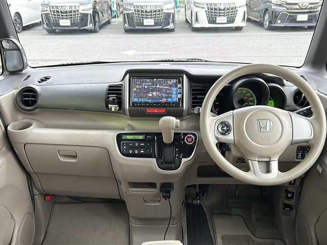 ホンダ Ｎ ＢＯＸ G Lパッケージ 京都府 2012(平24)年 9万km プレミアムホワイトパール ７インチ純正ＳＤナビ(VXM-122VF)/フルセグＴＶ　/禁煙　/両側パワースライドドア　/バックカメラ　/スマートキー　/前後社外ドライブレコーダー(NDR-RC175)/Ｂｌｕｅｔｏｏｔｈ　/ＣＤ／ＤＶＤ再生機能　/ｉＰｏｄ　/Ｗエアバッグ