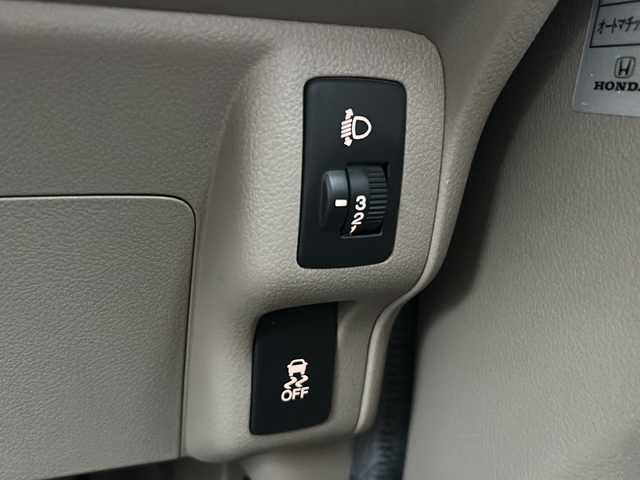ホンダ Ｎ ＢＯＸ G Lパッケージ 京都府 2012(平24)年 9万km プレミアムホワイトパール ７インチ純正ＳＤナビ(VXM-122VF)/フルセグＴＶ　/禁煙　/両側パワースライドドア　/バックカメラ　/スマートキー　/前後社外ドライブレコーダー(NDR-RC175)/Ｂｌｕｅｔｏｏｔｈ　/ＣＤ／ＤＶＤ再生機能　/ｉＰｏｄ　/Ｗエアバッグ