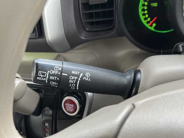 ホンダ Ｎ ＢＯＸ G Lパッケージ 京都府 2012(平24)年 9万km プレミアムホワイトパール ７インチ純正ＳＤナビ(VXM-122VF)/フルセグＴＶ　/禁煙　/両側パワースライドドア　/バックカメラ　/スマートキー　/前後社外ドライブレコーダー(NDR-RC175)/Ｂｌｕｅｔｏｏｔｈ　/ＣＤ／ＤＶＤ再生機能　/ｉＰｏｄ　/Ｗエアバッグ