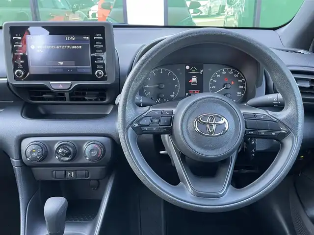トヨタ ヤリス X 香川県 2021(令3)年 1.7万km コーラルクリスタルシャイン 純正7インチディスプレイオーディオ/→Bluetooth/Mira Cast/USB/AM/FM/純正CD/DVDデッキ/バックカメラ/Toyota Sefety Sense/・プリクラッシュセーフティ/・レーントレーシングアシスト/・オートマチックハイビーム/・ロードサインアシスト/・パーキングサポートブレーキ/前後コーナーセンサー/純正フロアマット/ステアリングリモコン/プッシュスタート/スマートキー/盗難防止装置
