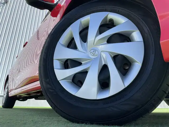 トヨタ ヤリス X 香川県 2021(令3)年 1.7万km コーラルクリスタルシャイン 純正7インチディスプレイオーディオ/→Bluetooth/Mira Cast/USB/AM/FM/純正CD/DVDデッキ/バックカメラ/Toyota Sefety Sense/・プリクラッシュセーフティ/・レーントレーシングアシスト/・オートマチックハイビーム/・ロードサインアシスト/・パーキングサポートブレーキ/前後コーナーセンサー/純正フロアマット/ステアリングリモコン/プッシュスタート/スマートキー/盗難防止装置