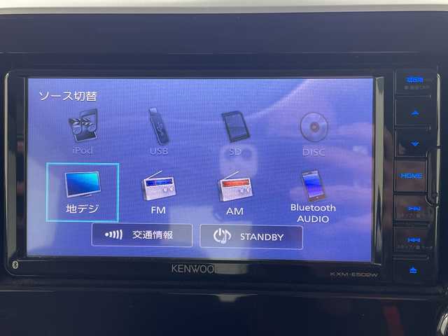 スズキ スペーシア HYBRID X 岐阜県 2018(平30)年 7.8万km ピュアホワイトP 純正ナビ(KXM-E502W)/AM/FM/CD/DVD/Bluetooth/SD/フルセグTV/バックモニター/両側パワースライドドア/運転席シートヒーター/衝突軽減ブレーキ/レーンキープアシスト/コーナーセンサー/スマートキー/プッシュスタート/スペアキー/サーキュレーター/電動格納ミラー/後席サンシェード/オートLEDヘッドライト/純正フロアマット/純正ドアバイザー/純正14インチアルミホイール