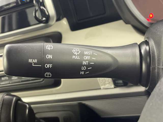 スズキ スペーシア HYBRID X 岐阜県 2018(平30)年 7.8万km ピュアホワイトP 純正ナビ(KXM-E502W)/AM/FM/CD/DVD/Bluetooth/SD/フルセグTV/バックモニター/両側パワースライドドア/運転席シートヒーター/衝突軽減ブレーキ/レーンキープアシスト/コーナーセンサー/スマートキー/プッシュスタート/スペアキー/サーキュレーター/電動格納ミラー/後席サンシェード/オートLEDヘッドライト/純正フロアマット/純正ドアバイザー/純正14インチアルミホイール