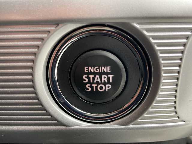 スズキ スペーシア HYBRID X 岐阜県 2018(平30)年 7.8万km ピュアホワイトP 純正ナビ(KXM-E502W)/AM/FM/CD/DVD/Bluetooth/SD/フルセグTV/バックモニター/両側パワースライドドア/運転席シートヒーター/衝突軽減ブレーキ/レーンキープアシスト/コーナーセンサー/スマートキー/プッシュスタート/スペアキー/サーキュレーター/電動格納ミラー/後席サンシェード/オートLEDヘッドライト/純正フロアマット/純正ドアバイザー/純正14インチアルミホイール