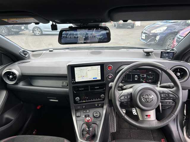 トヨタ ＧＲヤリス RZ ハイパフォーマンス 長野県 2024(令6)年 1.6万km ガンＭ ・純正ディスプレイオーディオ/AM FM Bluetooth/・バックカメラ/・ビルトインETC2.0/・JBLサウンドシステム/・プリクラッシュセーフティ/・レーダークルーズコントロール/・オートマチックハイビーム/・レーンキープアシスト/・ブラインドスポットモニター/・コーナーセンサー/・LEDヘッドライト/・オートライト/・フォグライト/・ステアリングヒーター/・シートヒーター(D/N)/・純正18インチアルミホイール/・ドライブレコーダー/・ウィンカーミラー/・電動格納ミラー/・社外レーダー/・スマートキー/・エンジンプッシュスタート/・フロアマット