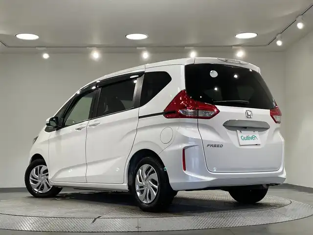 ホンダ フリード G ホンダセンシング 愛知県 2017(平29)年 6.2万km ホワイトオーキッドパール 純正9インチナビ（フルセグTV））/衝突軽減ブレーキ/両側パワースライドドア/ビルトインETC/バックカメラ/レーンキープアシスト/パーキングアシスト/プッシュスタート/スマートキー/アイドリングストップ/純正フロアマット/オートライト/LEDヘッドライト