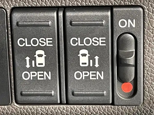 ホンダ フリード G ホンダセンシング 愛知県 2017(平29)年 6.2万km ホワイトオーキッドパール 純正9インチナビ（フルセグTV））/衝突軽減ブレーキ/両側パワースライドドア/ビルトインETC/バックカメラ/レーンキープアシスト/パーキングアシスト/プッシュスタート/スマートキー/アイドリングストップ/純正フロアマット/オートライト/LEDヘッドライト