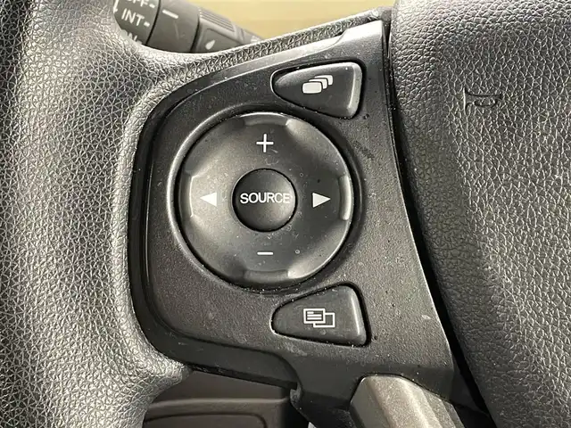 ホンダ フリード G ホンダセンシング 愛知県 2017(平29)年 6.2万km ホワイトオーキッドパール 純正9インチナビ（フルセグTV））/衝突軽減ブレーキ/両側パワースライドドア/ビルトインETC/バックカメラ/レーンキープアシスト/パーキングアシスト/プッシュスタート/スマートキー/アイドリングストップ/純正フロアマット/オートライト/LEDヘッドライト