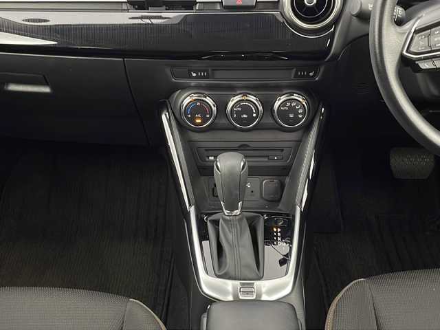 マツダ マツダ２ 15SプロアクティブスマートEDⅡ 新潟県 2022(令4)年 1.9万km ディープクリスタルブルーマイカ 純正SDナビ/(AM/FM/CD/DVD/SD/フルセグ/Bluetooth)/全方位モニター/前方ドライブレコーダー/マツダ・レーダー・クルーズ・コントロール/LEDオートライト/前席シートヒーター/夏タイヤ積込/(185/65/R15/5mm)/クリアランスソナー/ヘッドアップディスプレイ/純正フロアマット/スマートキー/ETC